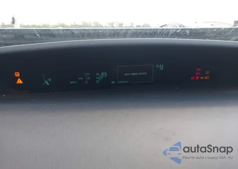 2011 Toyota Prius Three z USA, uszkodzony, nr VIN JTDKN3DU3B0251106